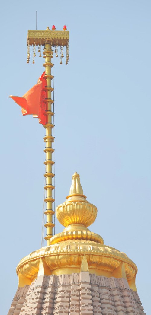 श्री राम मंदिर में धर्म ध्वजारोहन के बाद राम मंदिर का दृश्य