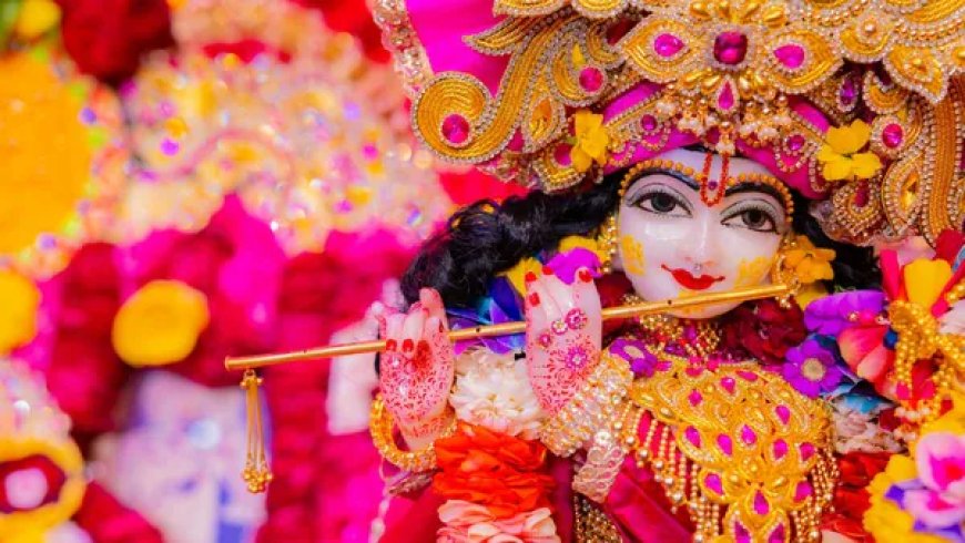 आधी रात को क्यों मनाई जाती है जन्माष्टमी? आख़िर क्या है इसके पीछे का आध्यात्मिक कारण