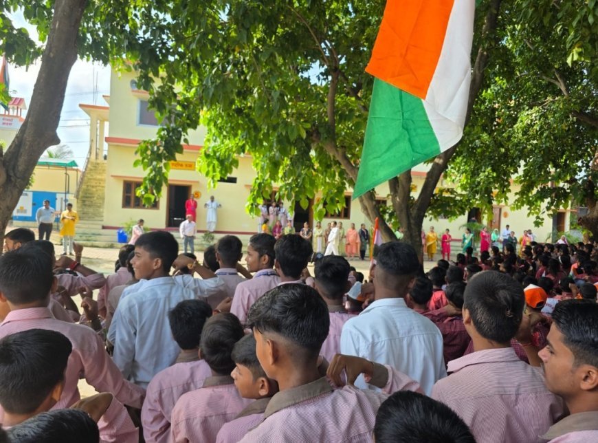 धूमधाम से मनाया गया 79 स्वतंत्रता दिवस, देशभक्ति से सराबोर दिखा हर कोई