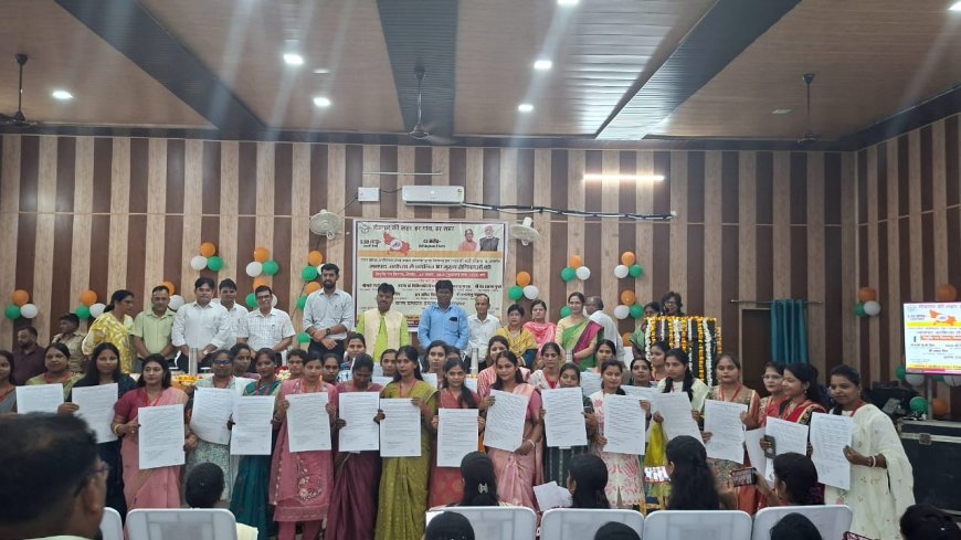 अयोध्या में 105 नवचयनित मुख्यसेविकाओं को मिला नियुक्ति पत्र