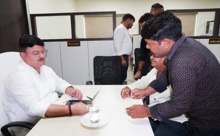 अयोध्या: हर हाल में दूर हों कर संबंधी विसंगतियां : महापौर