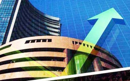 शेयर बाजार गिरावट के साथ खुलने पर हरे निशान पर लौटा