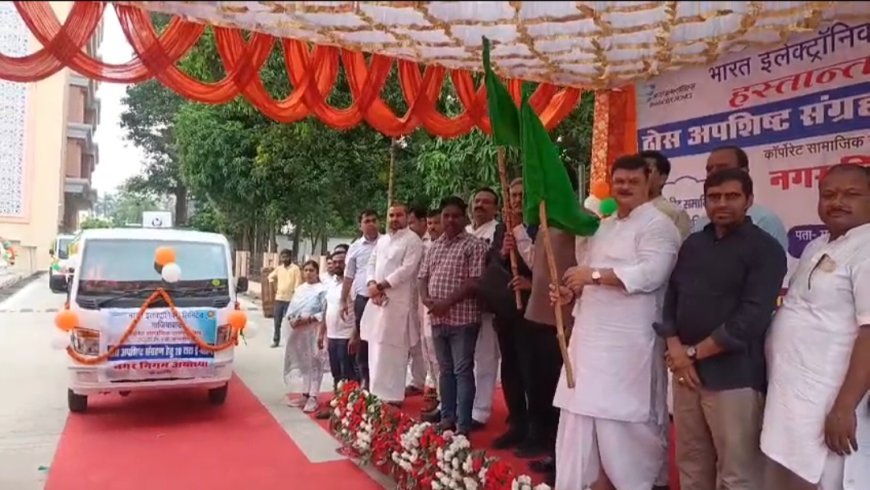 अयोध्या: नगर निगम ने कूड़ा निस्तारण बेड़े में 20 और वाहन किए शामिल महापौर ने हरी झंडी दिखा किया रवाना
