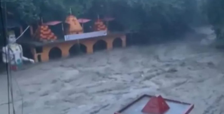 बारिश से बढ़ा नदियों का जल स्तर, लोगों को दी गई जरूरी सलाह