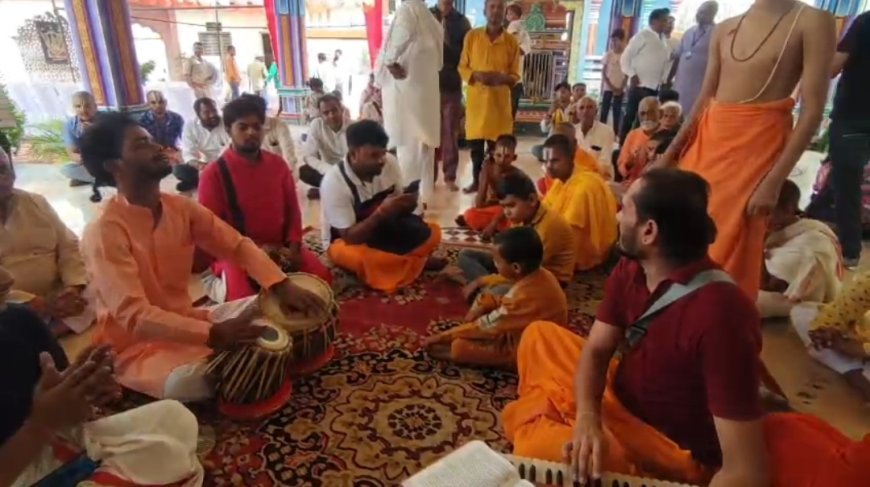 अयोध्या में अन्नकूट महोत्सव की धूम भगवान को लगाया गया 56 प्रकार का भोग