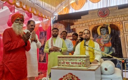 अयोध्या : कथा श्रवण करने से जीव का होता है उद्धार- आचार्य धरणीधर