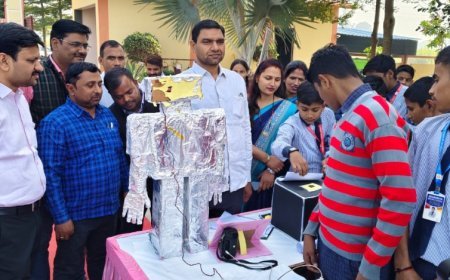 अयोध्या : पुस्तकों से बच्चों को मिलता ज्ञान तो प्रयोगों से बनते है बैज्ञानिक: पीएन सिंह