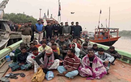 भारतीय जलसीमा में पहुंचे अवैध 35 बांग्लादेशी मछुआरे हुए गिरफ्तार