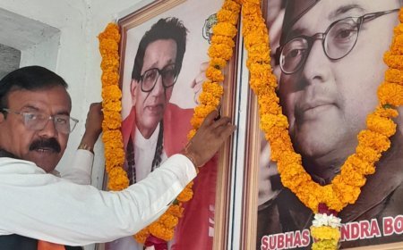 शिवसेना (यूबीटी) ने नेताजी सुभाष चंद्र बोस व बालासाहेब ठाकरे की जयंती श्रद्धा के साथ मनाई