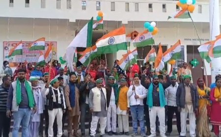 अयोध्या: भारतीय किसान यूनियन ने निकाली भव्य ट्रैक्टर तिरंगा यात्रा