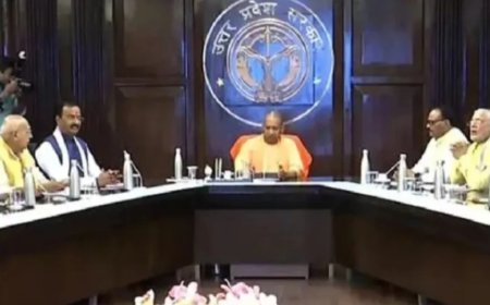 लखनऊ : कैबिनेट की बैठक में कई प्रस्तावों पर लगी मुहर, शिक्षकों को तोहफा