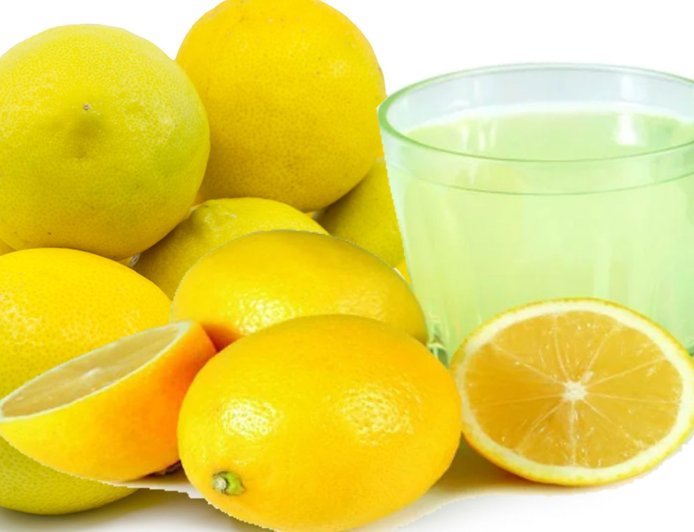 सुबह खाली पेट गुनगुना नींबू पानी पीने के फायदे | वजन घटाने से लेकर लिवर तक असर