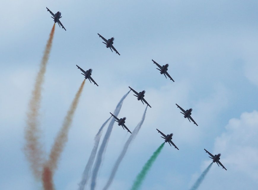 गणतंत्र दिवस 2026: कर्तव्य पथ पर ‘सिंदूर’ फॉर्मेशन, वायुसेना का भव्य फ्लाई पास्ट