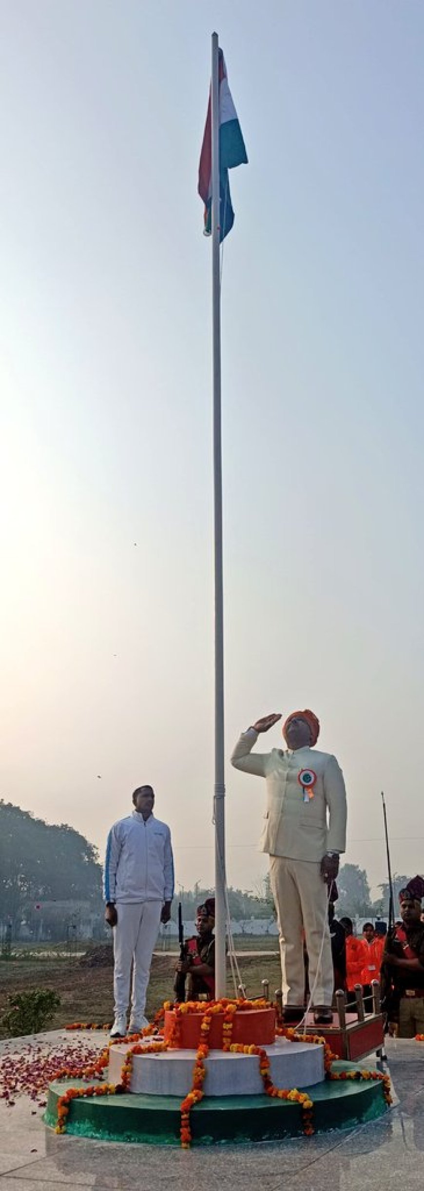 अमेठी: जिले में बडे़ हर्षोल्लास एवं धूमधाम के साथ मनाया गया 77वां गणतंत्र दिवस