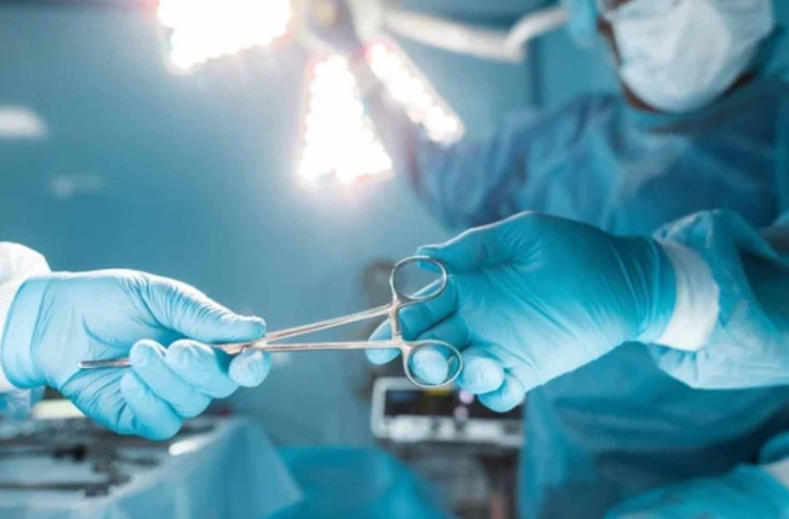 पोस्टमार्टम में रूह कंपा देने वाला खुलासा: शरीर में फंसा आईलाइनर बना मौत की वजह, जापान का चौंकाने वाला केस