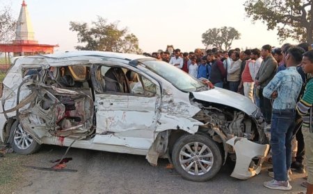 शाहजहांपुर: तिलक चढ़ाने जा रही अर्टिगा डंपर से टकराई, 2 की मौके पर मौत