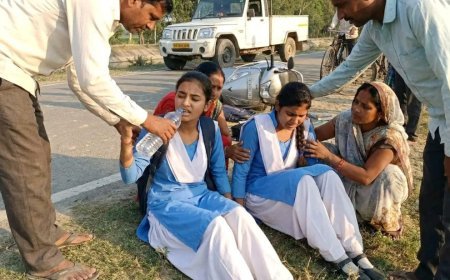 अयोध्या: स्कूल से घर लौट रहीं दो सगी बहनों की स्कूटी को पिकअप ने मारी टक्कर, रूदौली में दर्दनाक सड़क हादसा