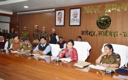 लखीमपुर खीरी: डीएम-एसपी ने की जिला शान्ति समिति की बैठक, त्यौहारों पर सौहार्दपूर्ण माहौल बनाने की अपील