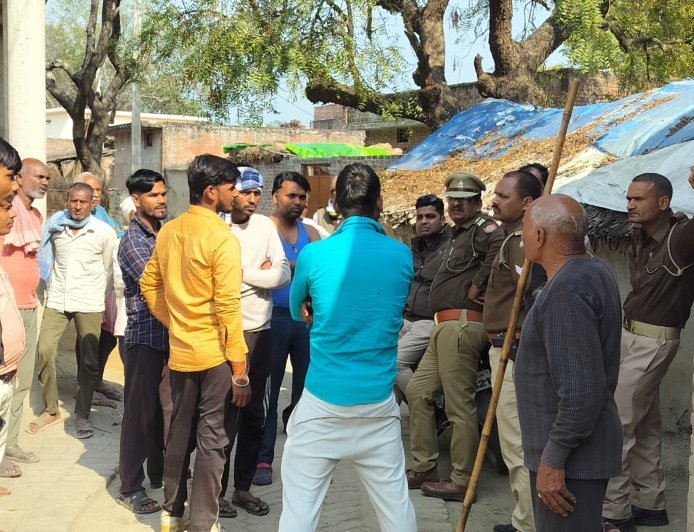 अयोध्या: कुमारगंज में जमीन के लिए बहा खून, चौधरीपुर गांव में बुजुर्ग की हत्या, बेटे ने थाने में दी तहरीर