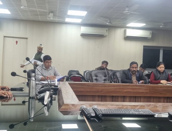 अम्बेडकर नगर: 22 फरवरी 2026 को लोहिया भवन में लगेगा मेगा विधिक सहायता एवं सेवा शिविर, तैयारियों को लेकर डीएम की अध्यक्षता में बैठक सम्पन्न