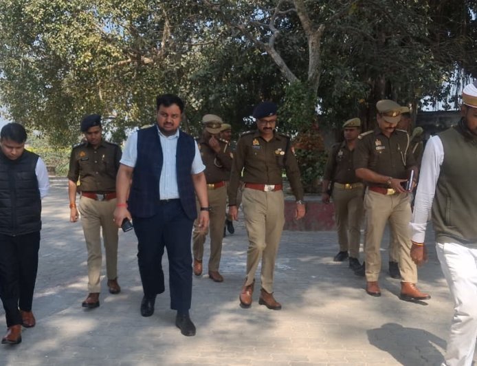 अम्बेडकर नगर: महाशिवरात्रि पर्व की तैयारियों का डीएम–एसपी ने किया स्थलीय निरीक्षण, सुरक्षा व व्यवस्थाओं को लेकर दिए निर्देश
