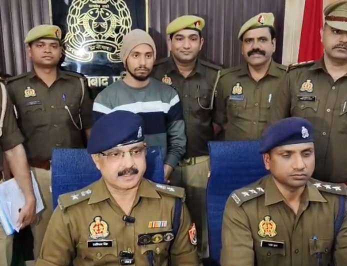 मुरादाबाद में दोस्त ने स्टील ब्लेड से की अपने साथी की हत्या