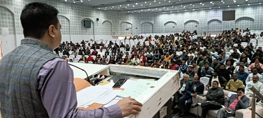 अयोध्या: नकलविहीन परीक्षा कराने को लेकर हुई बैठक, दिए गए जरूरी निर्देश