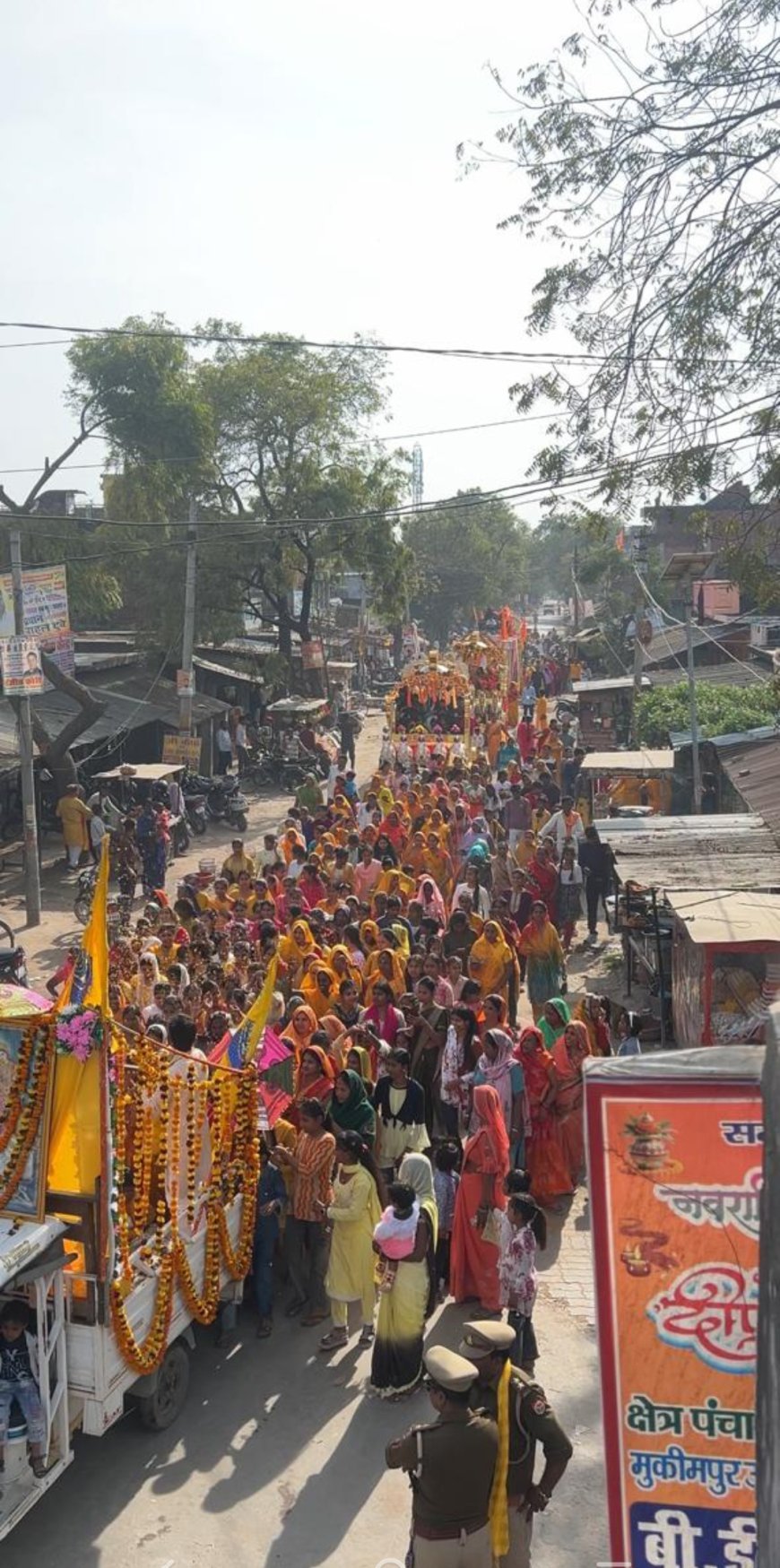 अयोध्या: सिद्धेश्वर नाथ मंदिर से निकली कलश यात्रा