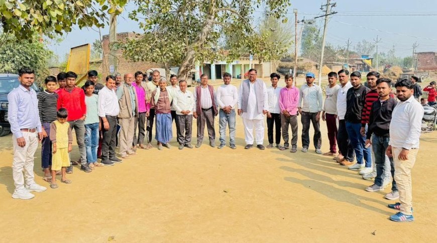 पीलीभीत: सपा नीतियों को घर- घर तक पहुंचा रहे धनपति वर्मा