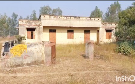 शाहजहांपुर : गांव भटा देवर मे लाखों की बारात घर जर्जर, प्रधान पुत्र-VDO की मनमानी से ताला लटका