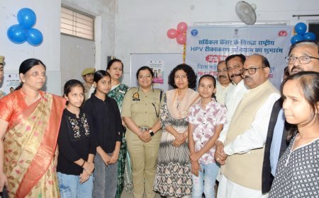 डीएम दुर्गा शक्ति नागपाल की अभिभावकों से अपील, अपनी बेटियों का कराए टीकाकरण, जन-जन तक पहुंचाएं अभियान ।