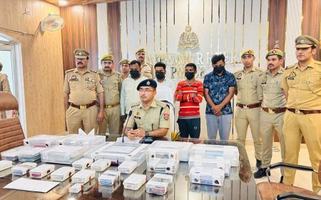 लखीमपुर खीरी: आधार, पैन कार्ड, सिम कार्ड और जीएसटी दस्तावेजों का भारी जखीरा बरामद