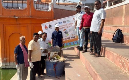 अयोध्या : देवकाली कुंड में चला स्वच्छता अभियान, नमामि गंगे के तहत स्वच्छता पखवाड़े का समापन