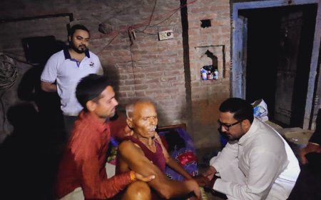 अयोध्या : कृष्ण सुदामा की जोड़ी देखने को मिला 30 साल के साथी को देखकर भावुक हुए पूर्व विधायक