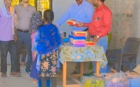 अयोध्या: एसकेडी बसौढी में परीक्षाफल वितरण समारोह:मेधावी छात्र-छात्राएं सम्मानित