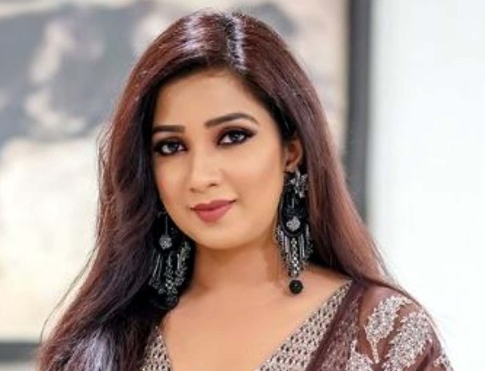 ओ2 लंदन में पहला सोलो कॉन्सर्ट: बादशाह ने श्रेया घोषाल से लिया आशीर्वाद, वीडियो हुआ वायरल