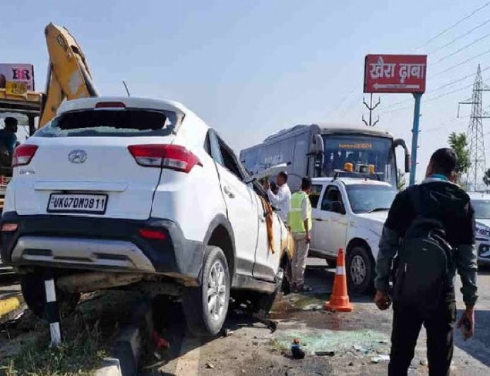 देहरादून में भीषण सड़क हादसा: हरिद्वार हाईवे पर अनियंत्रित कार पलटी, तीन घायल