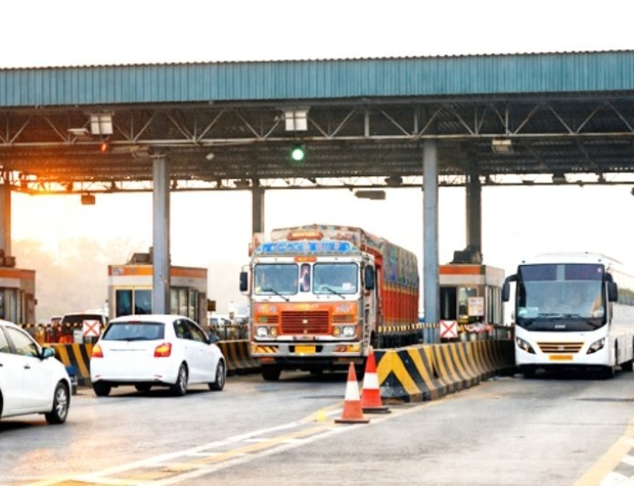 1 अप्रैल से वाहन मालिकों की जेबें होंगी ढीली, टोल होगा मंहगा