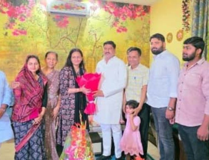 अयोध्या: UPPCS  की परीक्षा में अनामिका को मिली चौथी रैंक