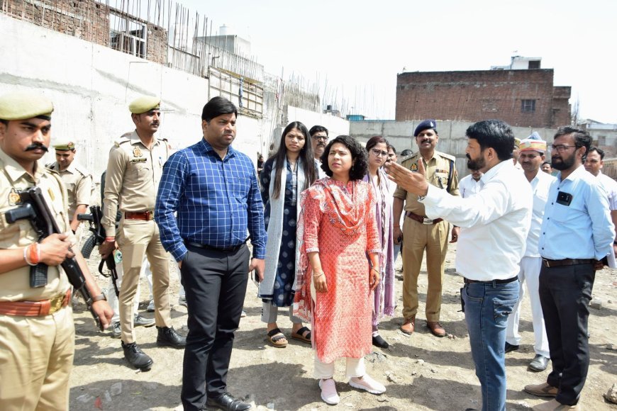 छोटी काशी गोला कॉरिडोर परियोजना का डीएम ने किया स्थलीय निरीक्षण, दिए दिशा-निर्देश