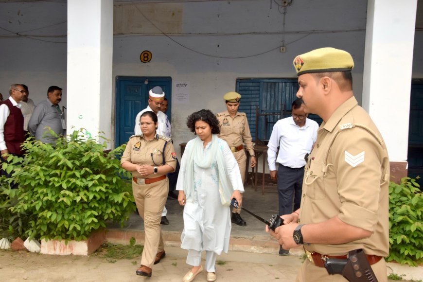 लखीमपुर खीरी: 6239 ने दी पुलिस भर्ती परीक्षा, कड़ी सुरक्षा व्यवस्था के बीच हुई 16 केंद्रों पर परीक्षा