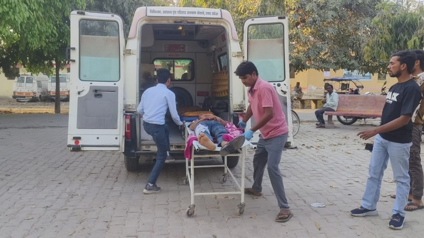शाहजहांपुर: फर्रुखाबाद-बरेली NH पर अज्ञात वाहन की टक्कर से बरेली जनपद निवासी दो बाइक सवार गंभीर घायल, मेडिकल कॉलेज