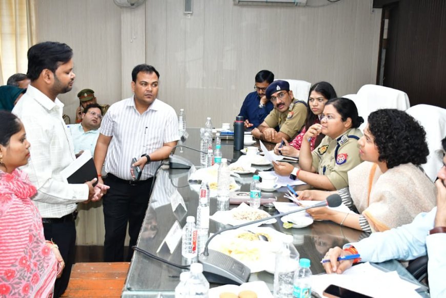 डीएम की अध्यक्षता में आयोजित हुआ संपूर्ण समाधान दिवस