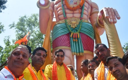 नगर विकास एवं ऊर्जा मंत्री ने हनुमान जन्मोत्सव पर 51 फीट ऊंची बजरंगबली प्रतिमा का किया अनावरण