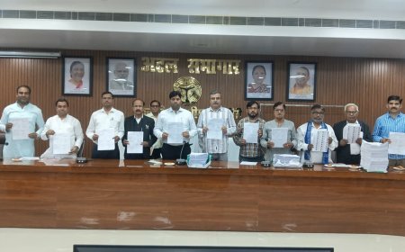 मतदाता सूची का अंतिम प्रकाशन: खीरी में 25.51 लाख वोटर, एक हफ्ते तक निरीक्षण का मौका