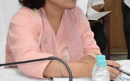 विस्थापित व थारू परिवारों को पूर्ण भूमिधर अधिकार