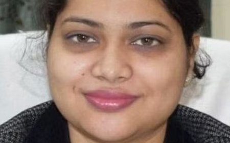 अंबेडकरनगर में नई कमान: ईशा प्रिया बनीं 35वीं जिलाधिकारी, अनुपम शुक्ला का तबादला