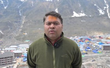 केदारनाथ में उमड़ा श्रद्धालुओं का सैलाब