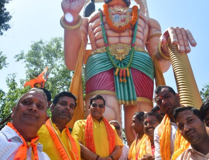 नगर विकास एवं ऊर्जा मंत्री ने हनुमान जन्मोत्सव पर 51 फीट ऊंची बजरंगबली प्रतिमा का किया अनावरण