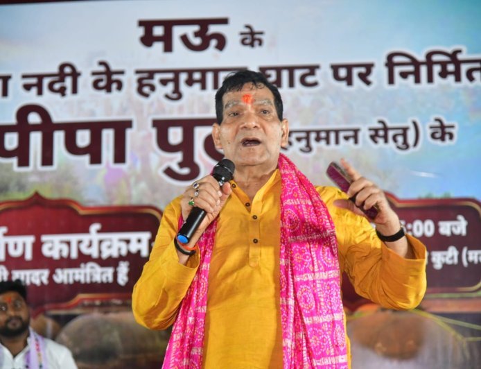 यह तो सिर्फ शुरुआत है, जल्द बनेगा स्थायी पक्का पुल : एके शर्मा